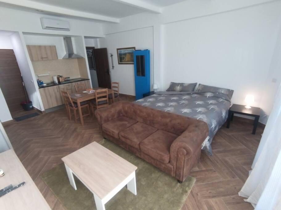 Appartamento Mini Loft Becerril de la Sierra Esterno foto